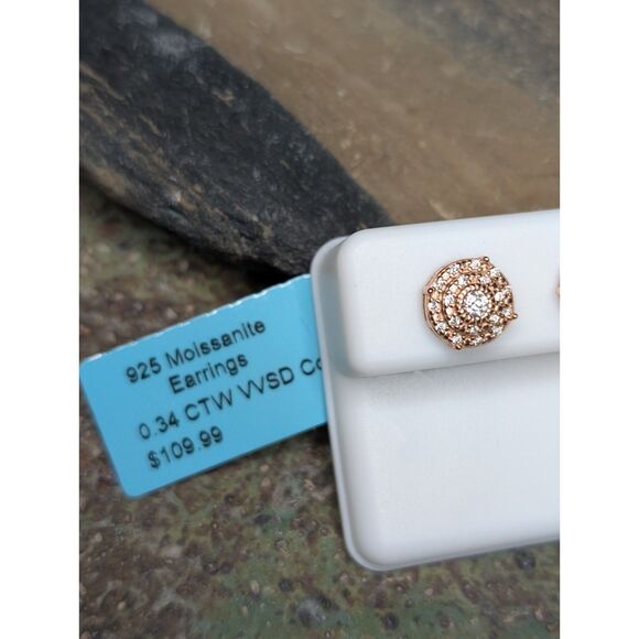 ✨ Sterling Silver Moissanite Halo Stud Earrings – 0.34 CTW – VVSD – Screwbacks - Picture 3 of 3